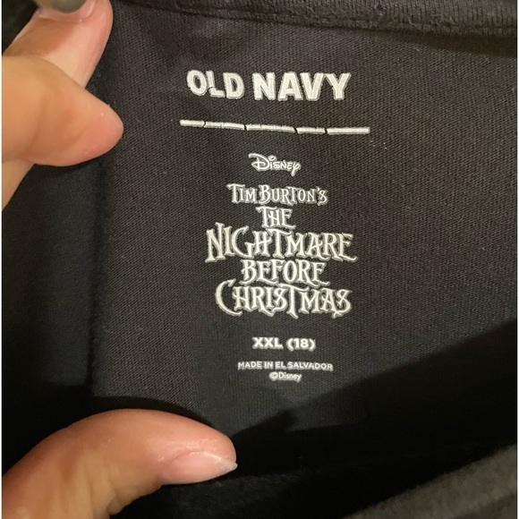 OLD NAVY -Tim Burton graphic T - Picture 3 of 3